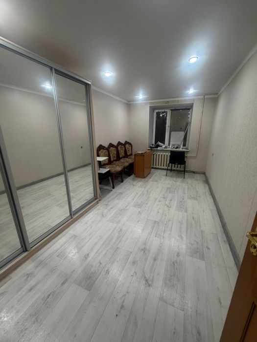 Продам шкаф-купе с зеркалами