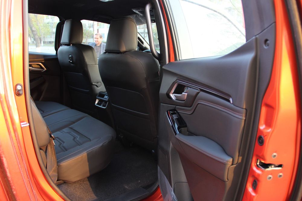 D-MAX Oksus LS Isuzu