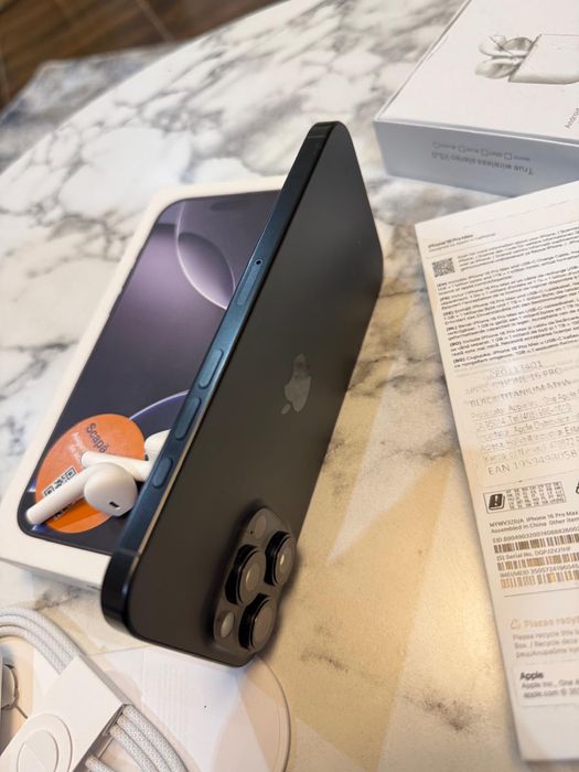 iPhone 16 PRO MAX Garanție Cutie Factura Sim Fizic 256gb 92%baterie luat de nou Fara probleme Fara Piese Schimbate Fara lovituri  Dual Sim Liber Rețea
