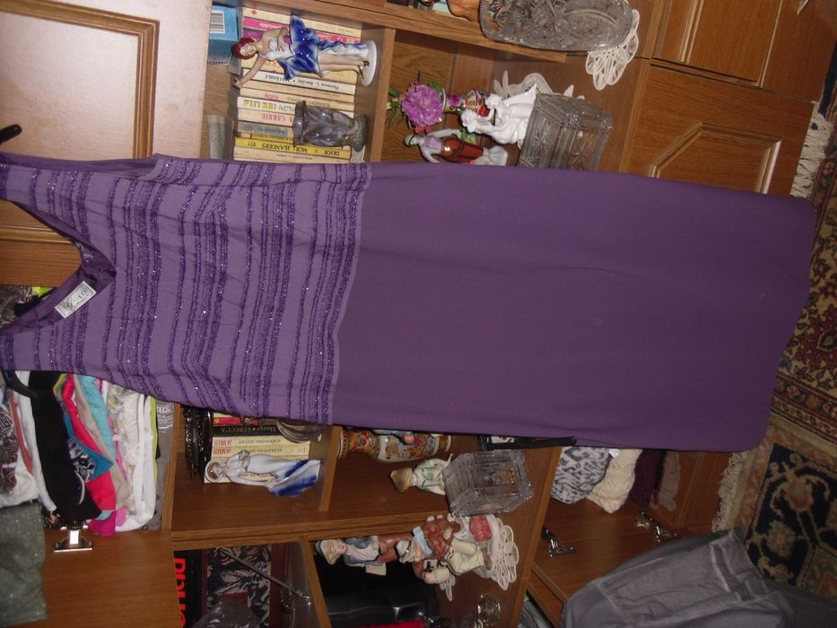 rochie stofa ,dreapta