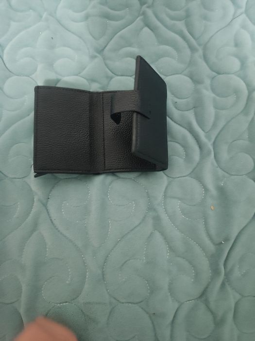 Кошелек обычный для денег или карт