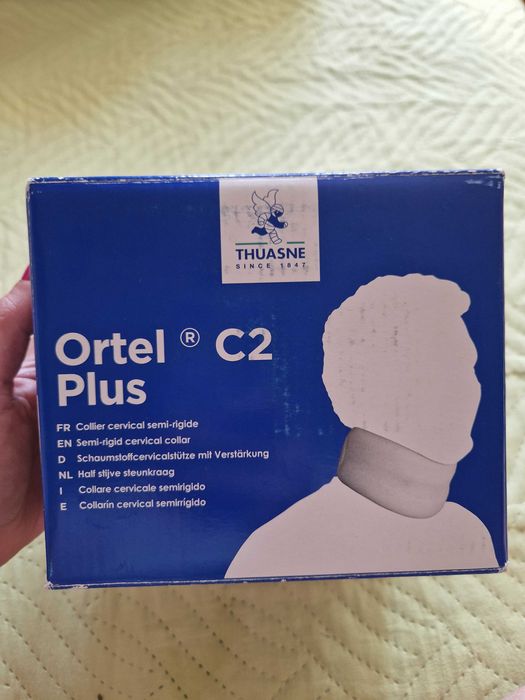 Шийна яка ORTEL C2PLUS (полутвърда)