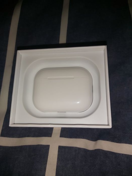 Casti Apple AirPods 3 pro