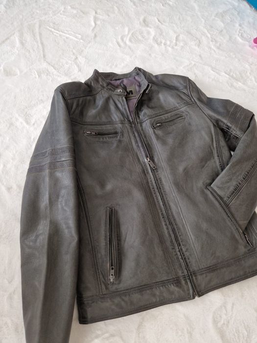 Vand geaca de piele marime M