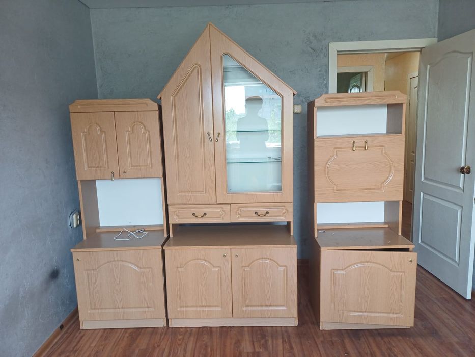 Продам шкафы для зала