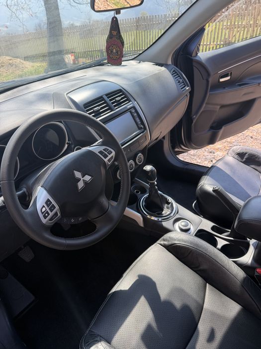 Mitsubishi asx 4x4 panoramic