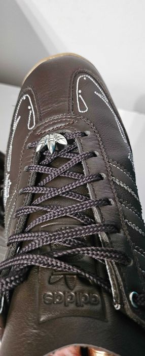Adidas model deosebit