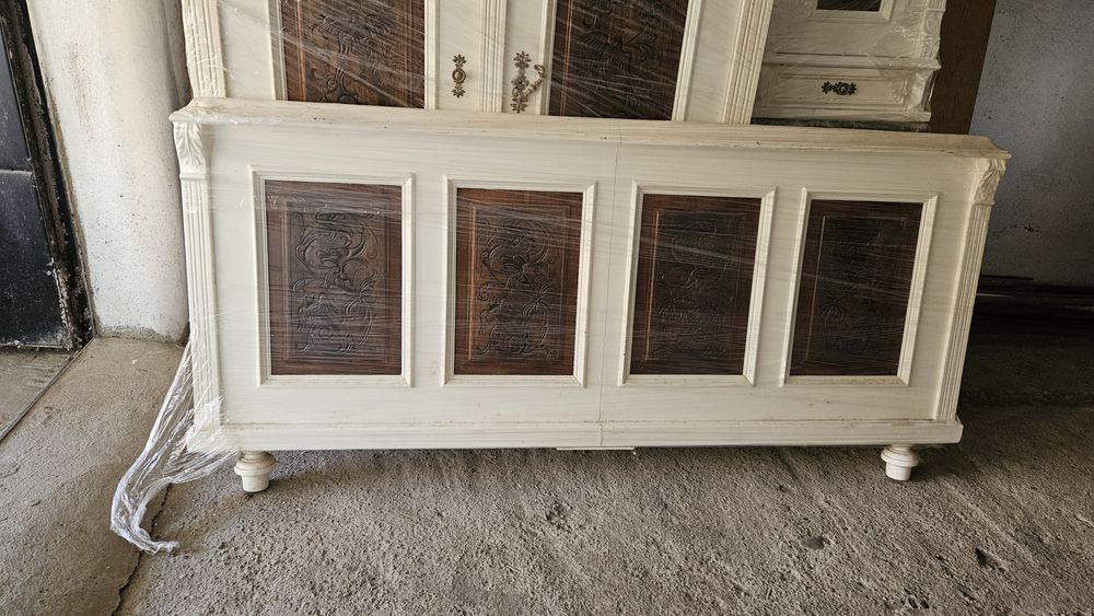 Mobila dormitor completa antica