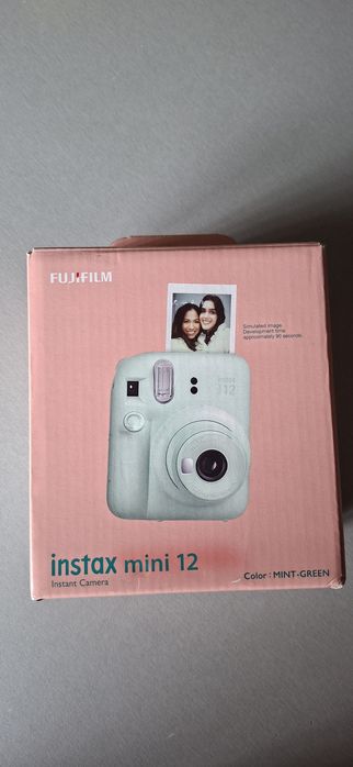 Fujifilm Instax mini 12" Mint green / Фуджифилм инстакс мини 12" ментово зелено; Фотоапарат PENTI,Германия, 1959