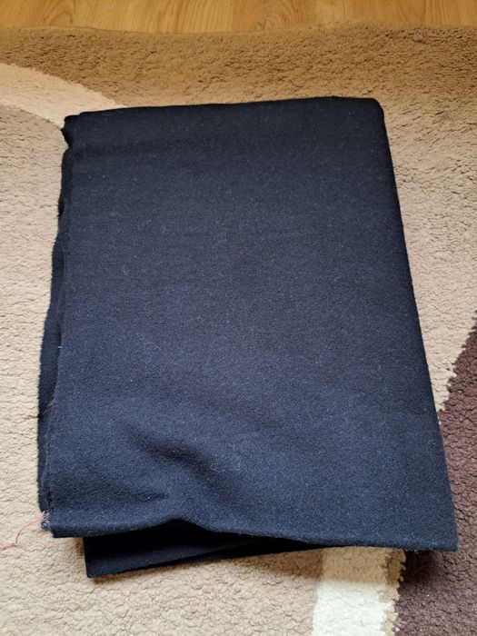 Чисто нови вълнени и памучни платове от времето на соца