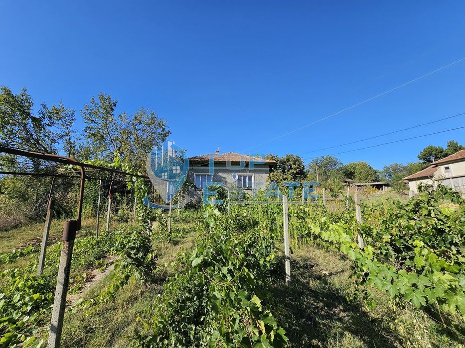 Продава се Къща в с. Българско Сливово, Област Велико Търново - 80 кв.м за 230 €/кв.м - Снимка #12