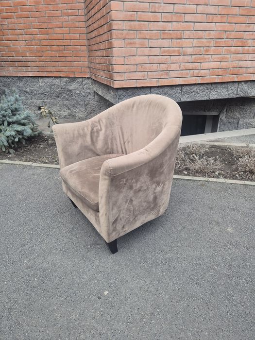 Кресло для кафе.