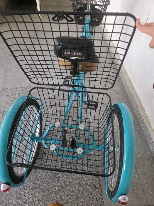 Xitoyda ishlab chiqarilgan Jinpeng brendiga tegishli