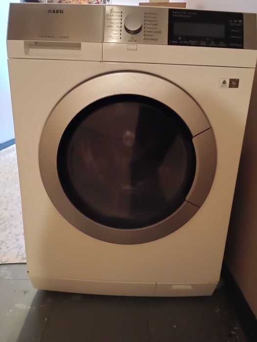 Пералня AEG 9 килограма
