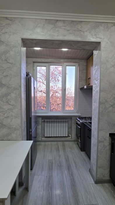 Aviasozlar  3 xonalik  4 qavatda balkon 1.5x6 
Квартал - Авиасозлар 1
