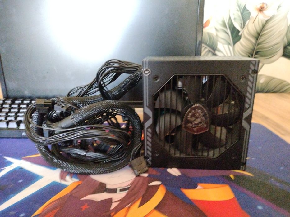 Блок питания MSI Mag