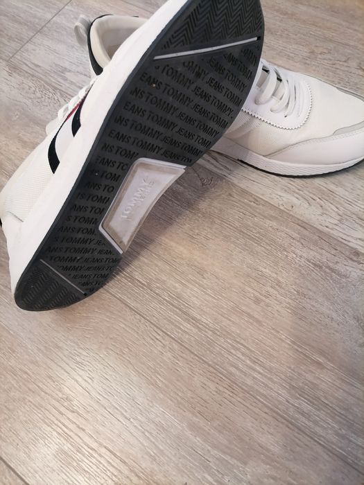 De vânzare. Preț 500 de lei ambele perechi