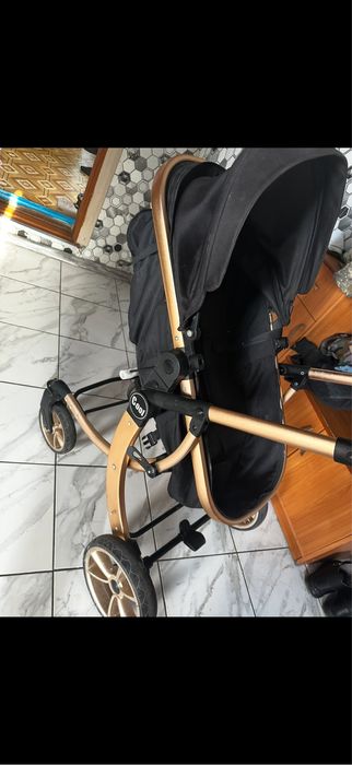 Продам детскую коляску