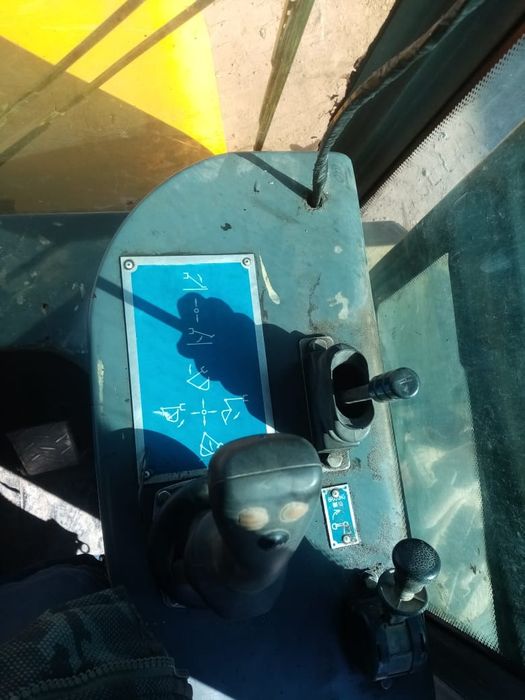 Продам эксковатор погрузчик  вз 30-25