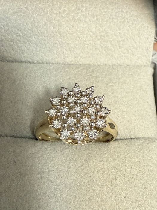 Бриллиантовое кольцо