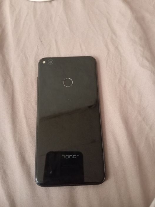 Продам honor 8 lite
