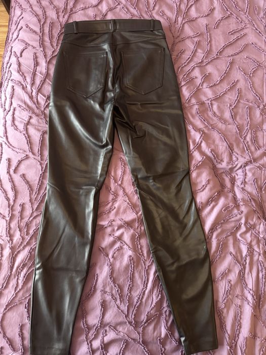 Велурено яке и кожени панталони марка “Zara”,