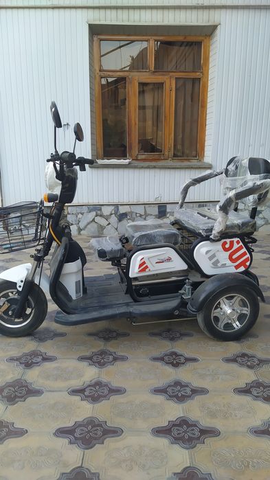 Электронная скутер