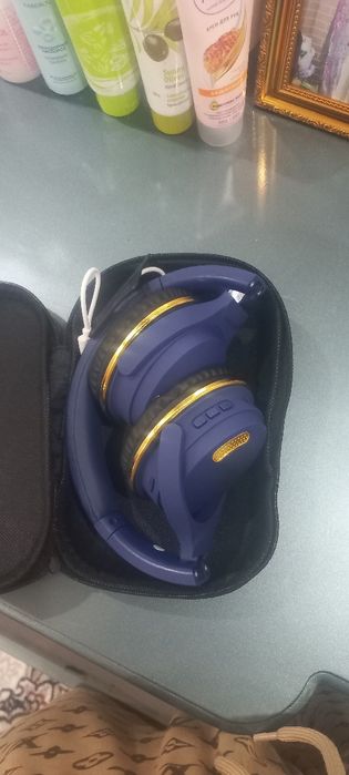 Наушник тоза ишлатилмаган