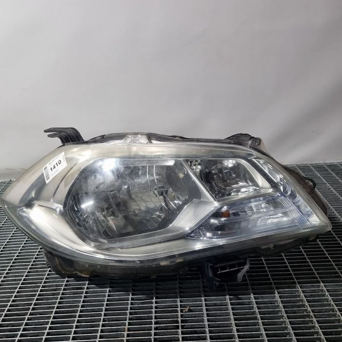 Far Dreapta Suzuki SX4 S - Cross II 2013 - 2016 SUV 4 Usi (1410) Fara xenon 10017734