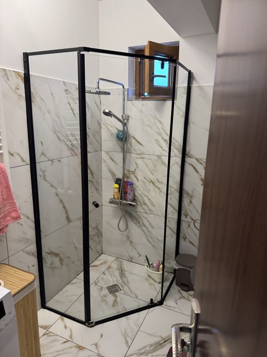 Vand cabina de dus pentru baie