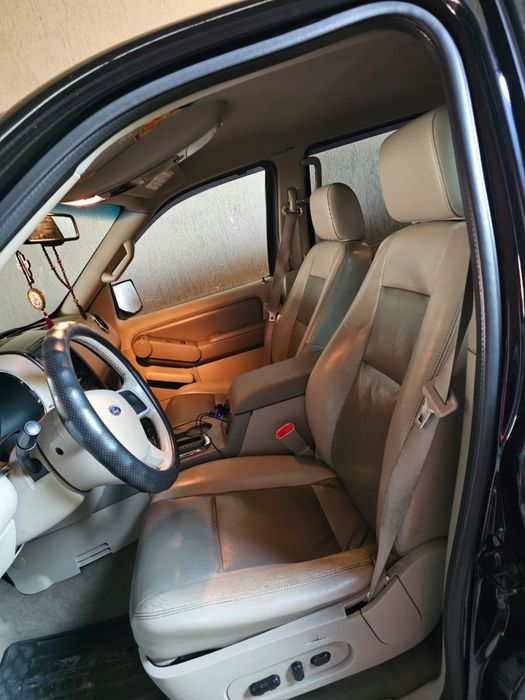 Форд эксплорер 4    4,0   2007 год