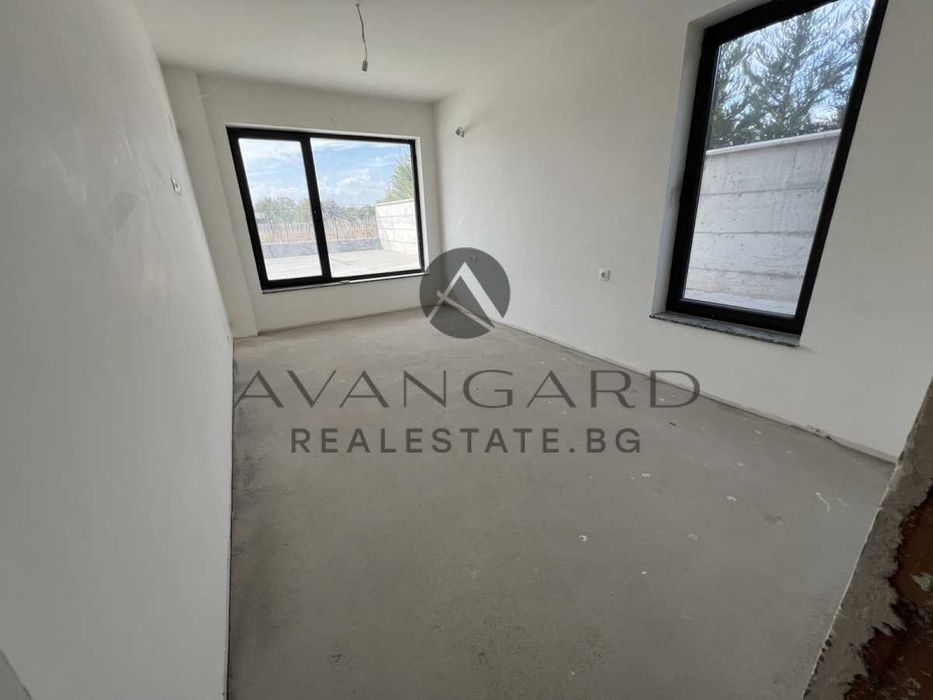 Продава се Тристаен апартамент в Пловдив, Беломорски - 143 кв.м за 1090 €/кв.м - Снимка #8