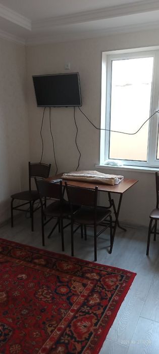 Сдается 1  ком.кв. на 1 ом этажев 3х этажного дома возле круга рохат