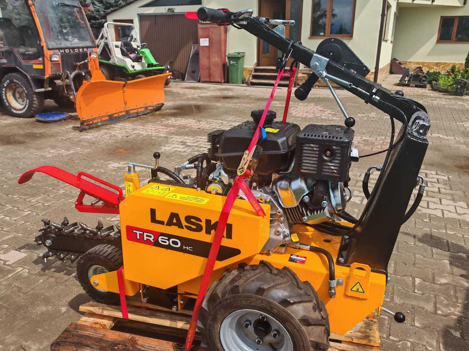 Laski TR60 utilaj de săpat şanţuri cu tracţiune hidraulică