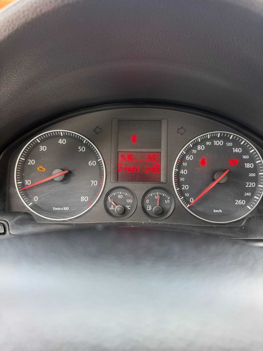 Volkswagen golf 5, 1.6 benzina 2005, 214687 km reali