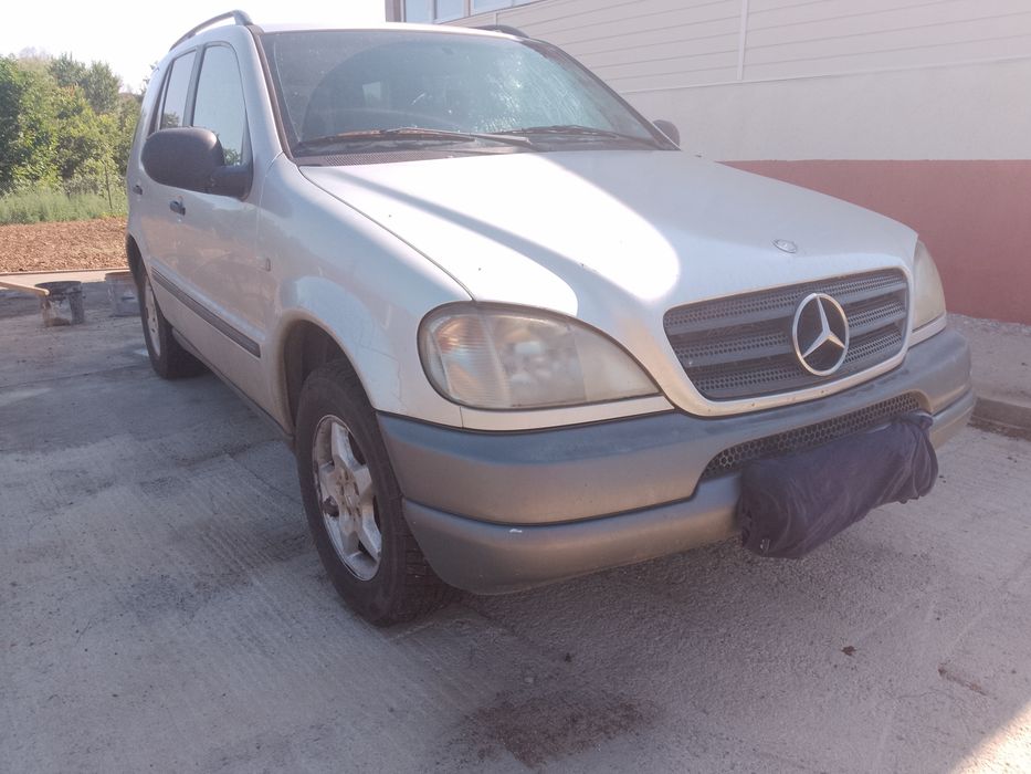Mercedes-Benz Ml 230