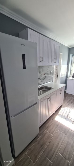 Apartament 3 camere, recent renovat - prima închiriere - autogară Păcu