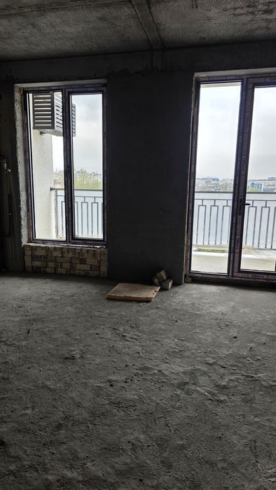 Продаю квартиру в Жк Город 3/5/7