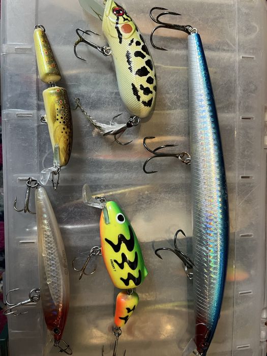 Bоблери,блесни и тапи за риболов