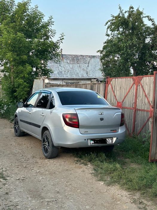 Lada Granta 2190