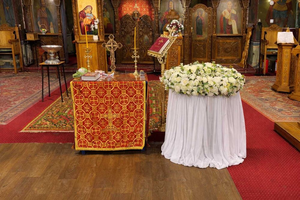 Decoratiune Biserică cristelniță botez