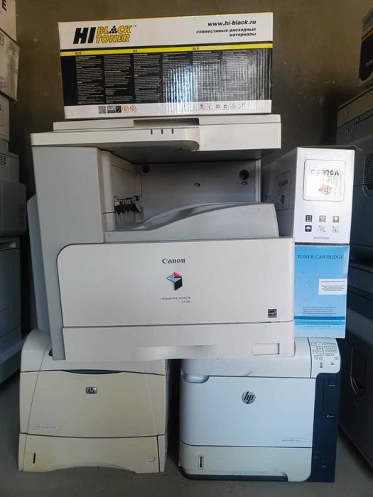 Продам срочно принтера. В рабочем состоянии.