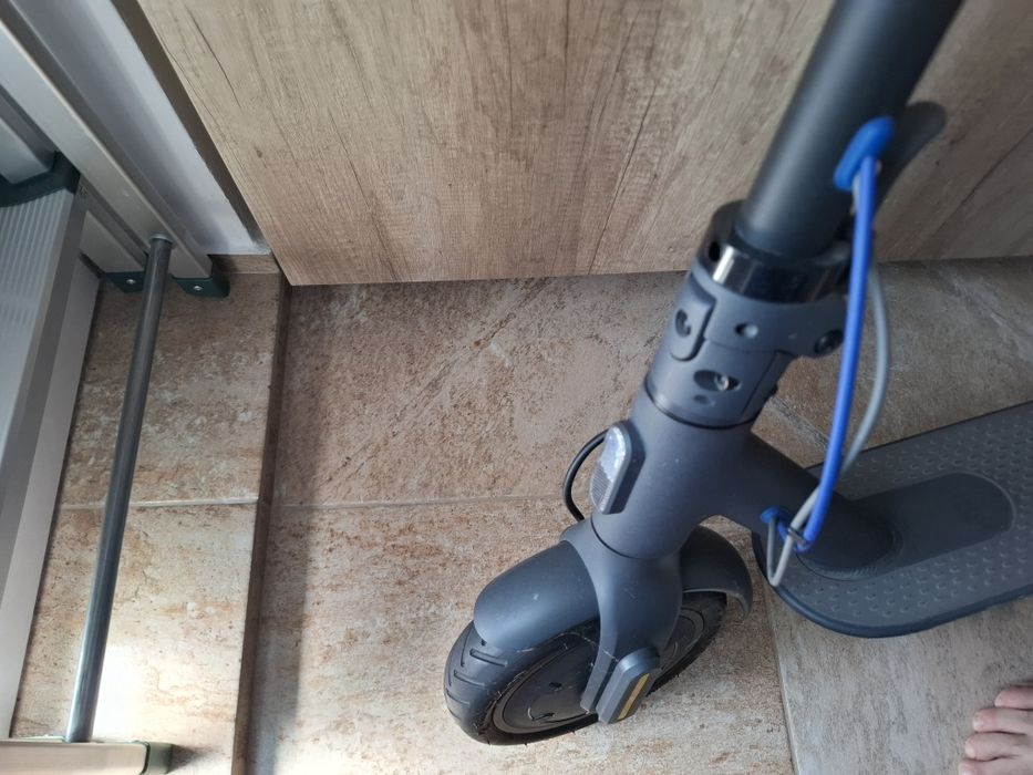 Trotineta ca nouă xiaomi scuter3 motor 300w