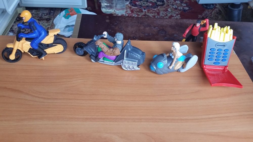 Чисто нови оригинални играчки McDonald's