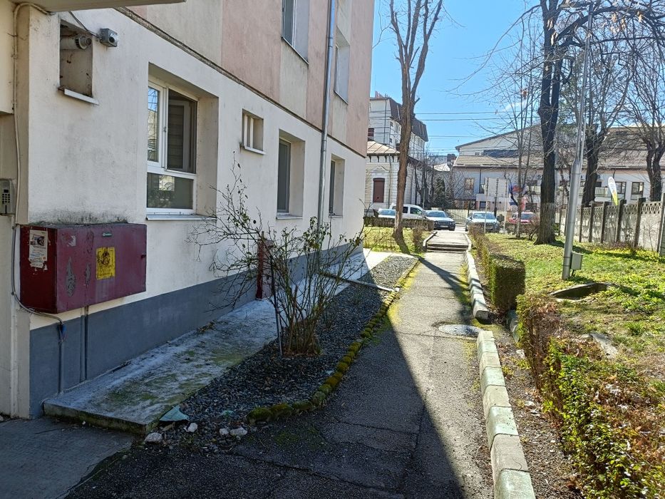 Ultracentral,parter, apartament de vanzare,str Victoriei