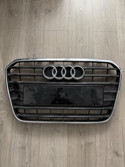 Grilă centrală Audi A6 C7 2012
