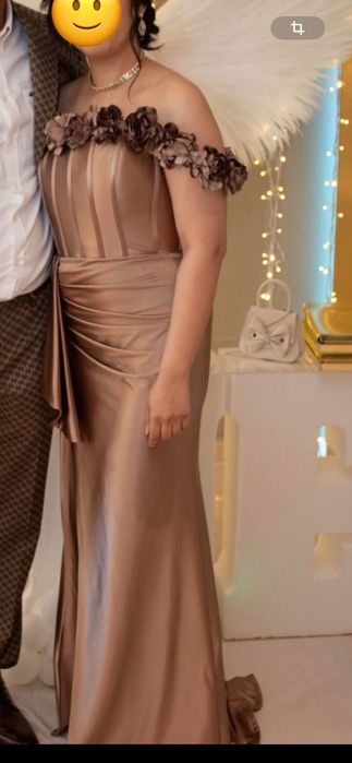 Рокля 2  шоколадово преливащи 38-40, и 36 размер