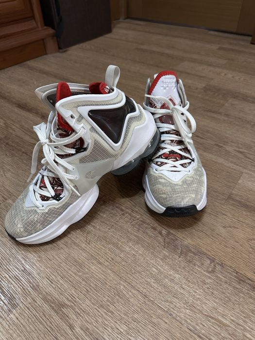 Кросовки Nike LeBron