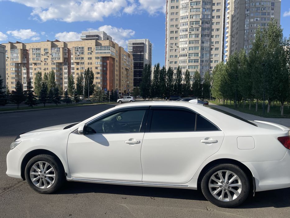 Продам камри 50 в хорошем состоянии