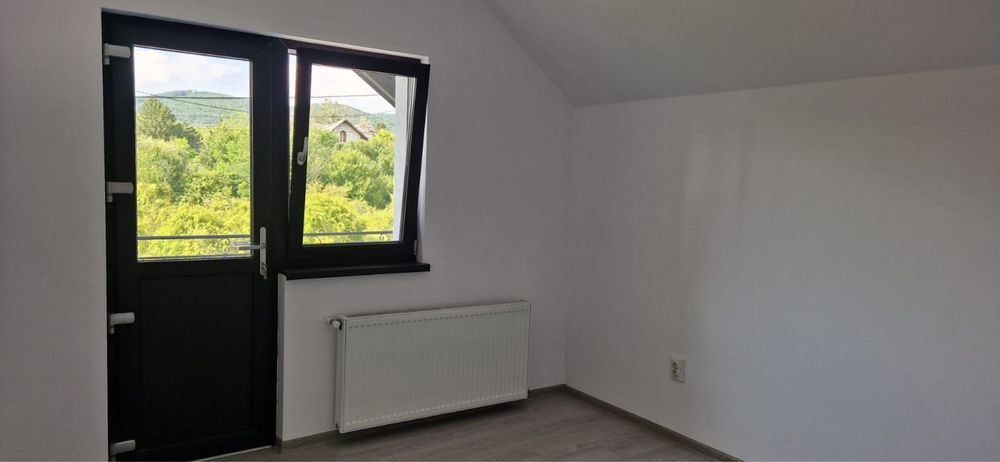 Vand casa noua la cheie in Cornu de Jos